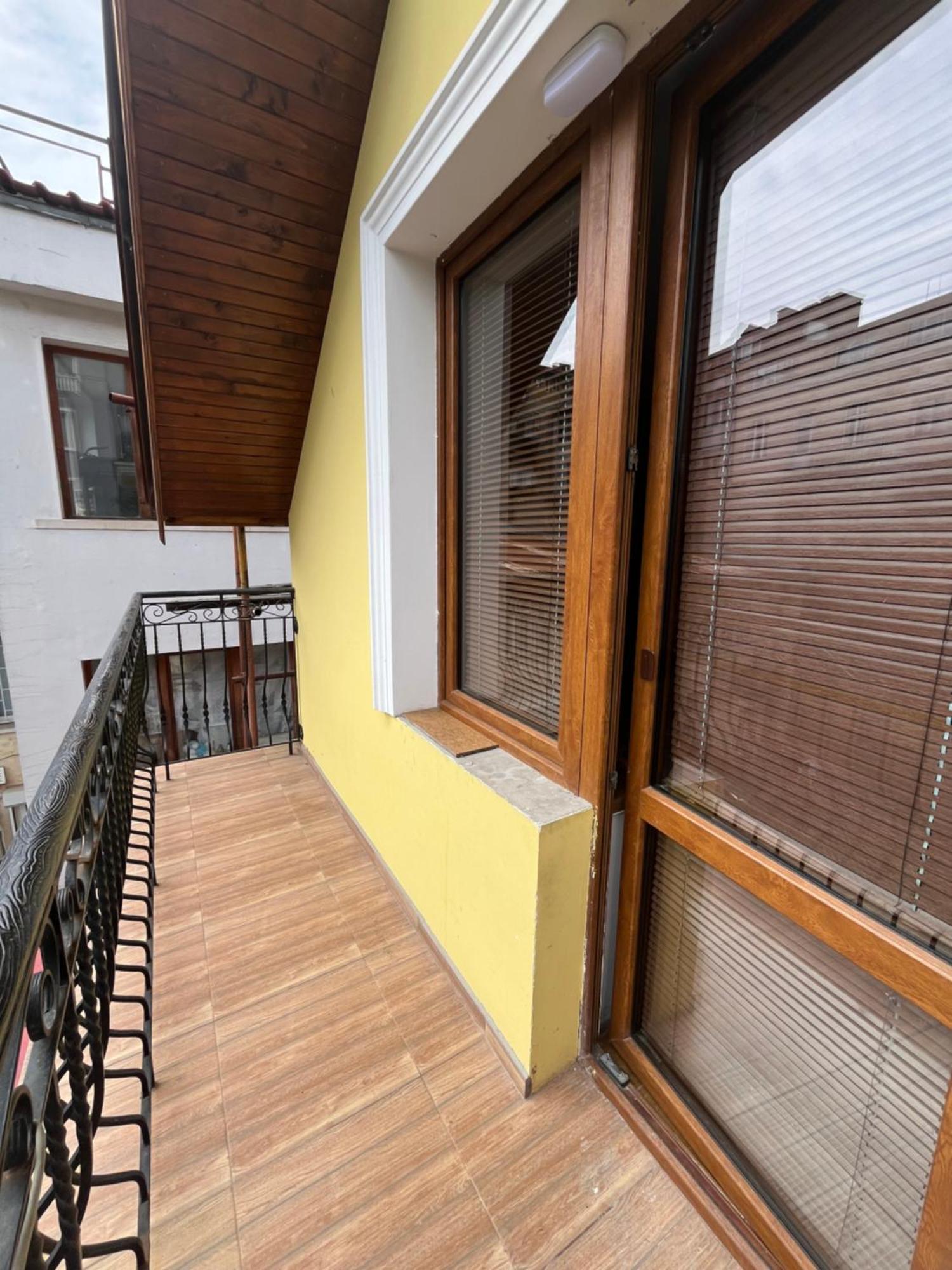 En-Suite Rooms: Novа Guesthouse In Sofia Center Exterior photo